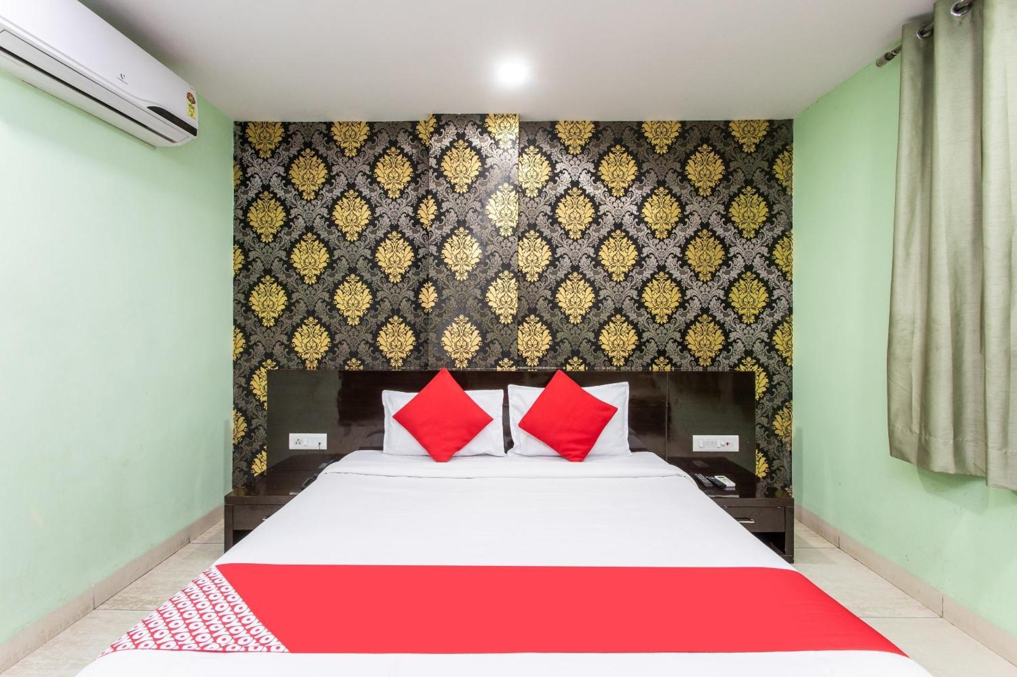 Capital O Swan Paradise Indore Exterior photo