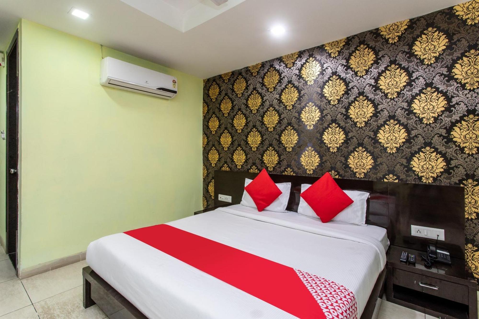 Capital O Swan Paradise Indore Exterior photo