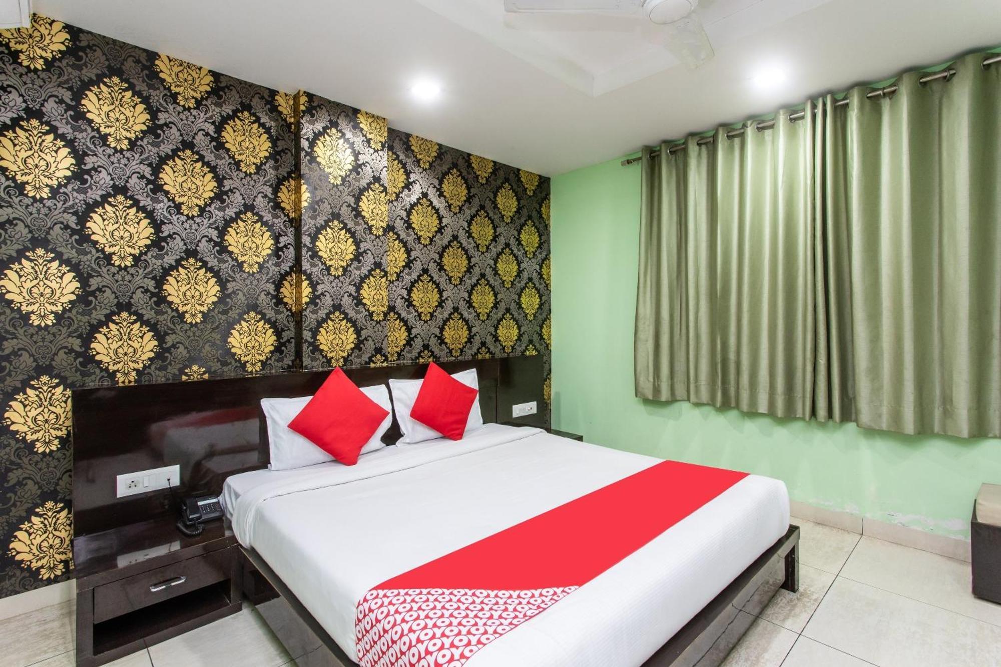 Capital O Swan Paradise Indore Exterior photo
